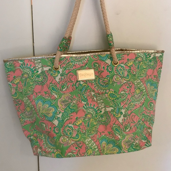 Lilly Pulitzer Handbags - Lilly Pulitzer beach bag